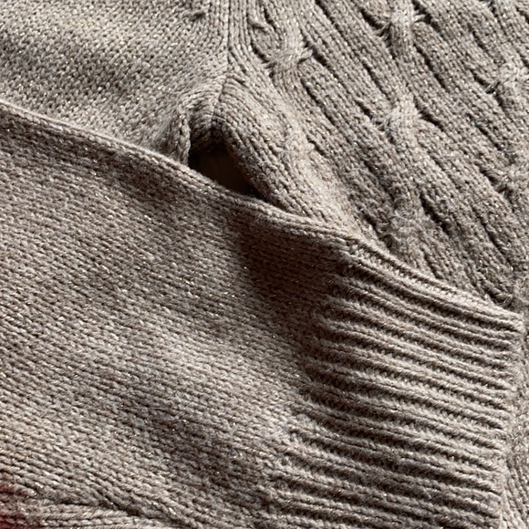 New York & Company, Medium, brown sweater - Picture 2 of 5